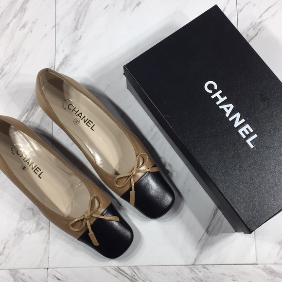 CHANEL Shoes - ⭐️ RARE CHANEL BEIGE BALLERINA FLATS WITH BOX